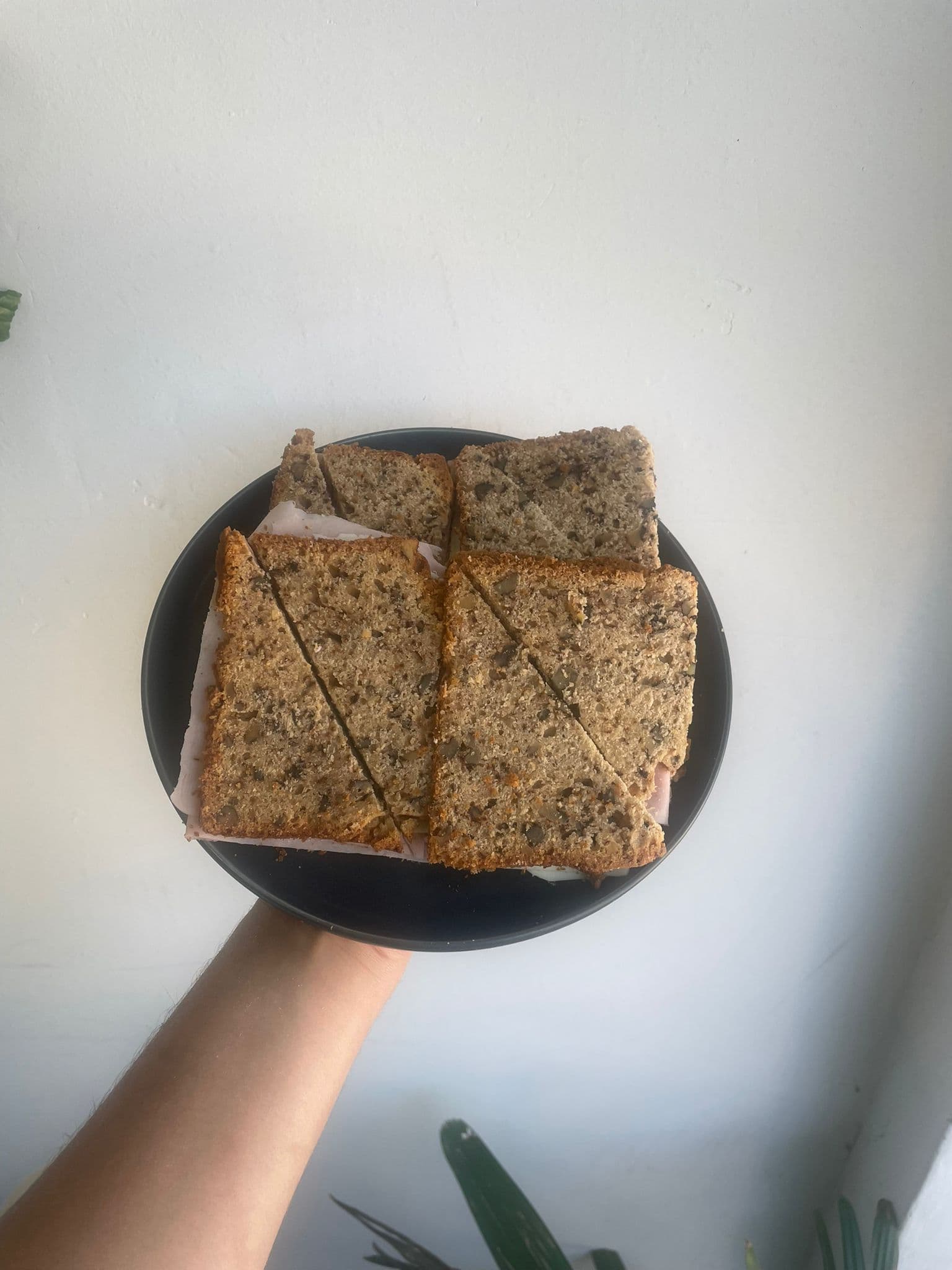 Sanguches de pan de nuez